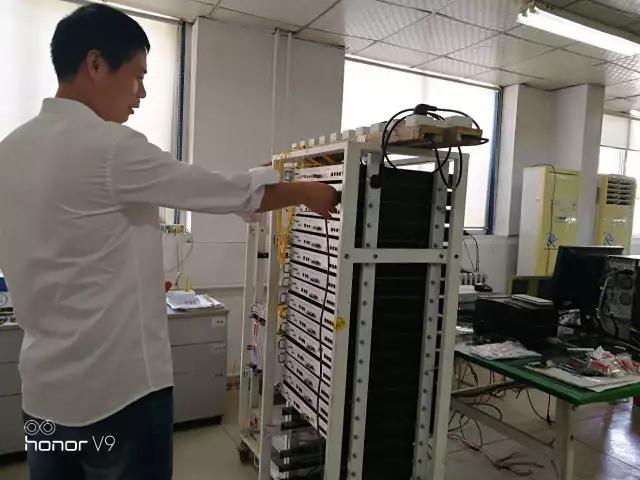 On September 7, 2017, Mr. Li, General Manager of the Zhengzhou Branch, visited the head office to meet with Mr. Hu, Sales Director, to discuss recent project progress and sales performance.